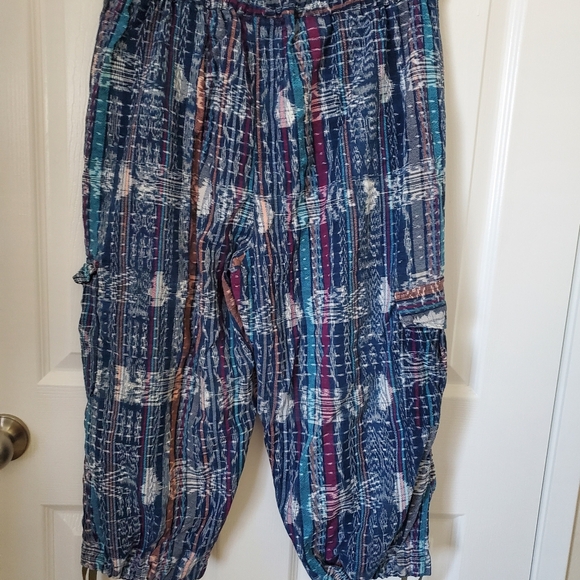 Freak N' Chic Cotton Crop Cargo Pants - Picture 6 of 7